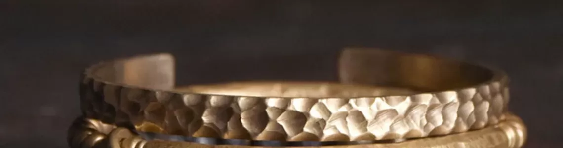 Volcanic Stone Bracelet Buyer Checks: Lava Rock, Pores, Treatments and Care