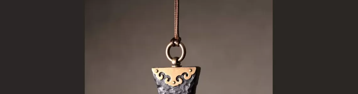 Arrowhead Pendant Buyer Guide: Meaning, Artifact Claims, Fit and Care