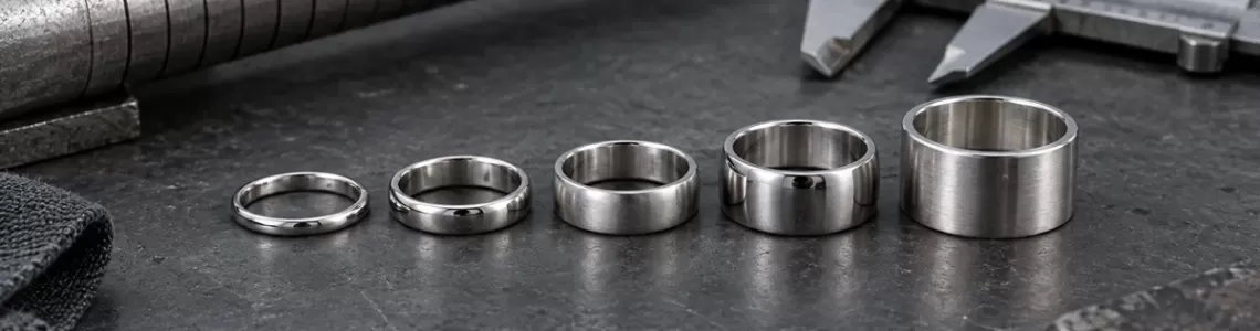 Ring Width and Fit: Why Wide Bands Feel Tighter