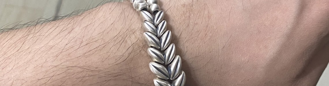 How Sterling Silver Bracelets Enhance Women's Style and Confidence