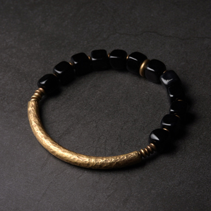 Black obsidian and brass beaded bracelet by sunMYLOVE