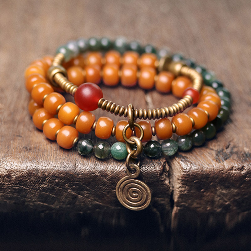 Weathered Bodhi root, agate and brass bead bracelet by sunMYLOVE